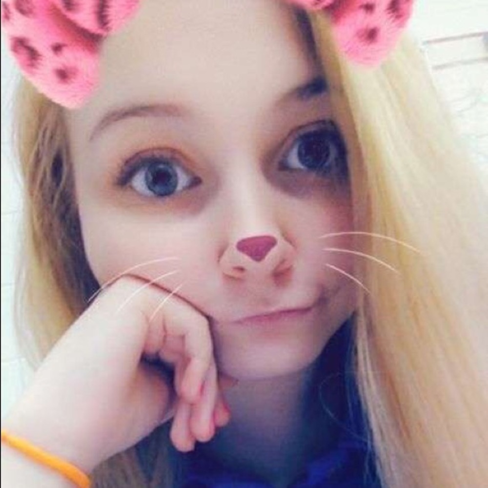 Meet your Posher, Caileigh
